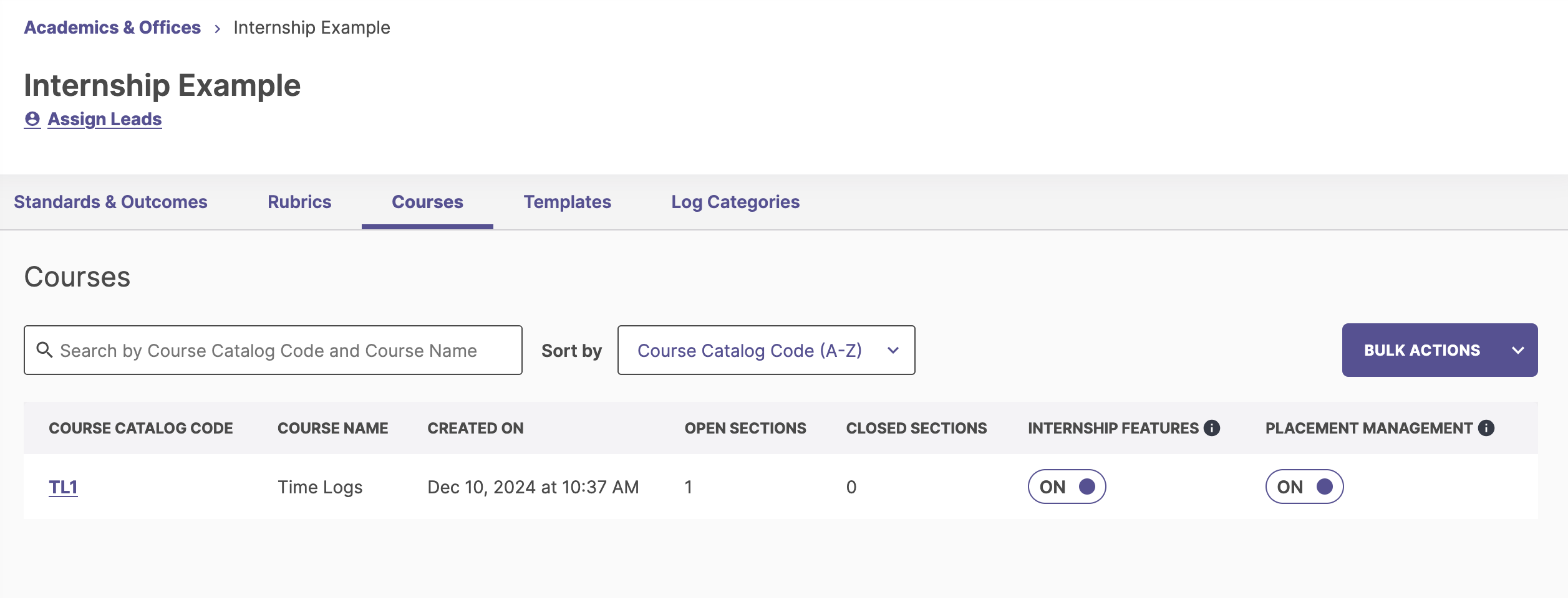 Course Settings page displaying toggles for Internship Features and Placement Management.